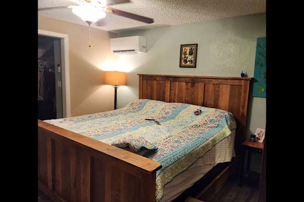 House sit in Redmond, OR, US