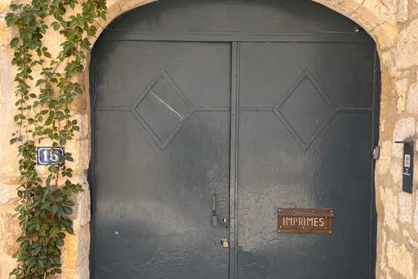 House sit in Blauzac, France