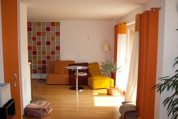 House sit in Vienna, Austria