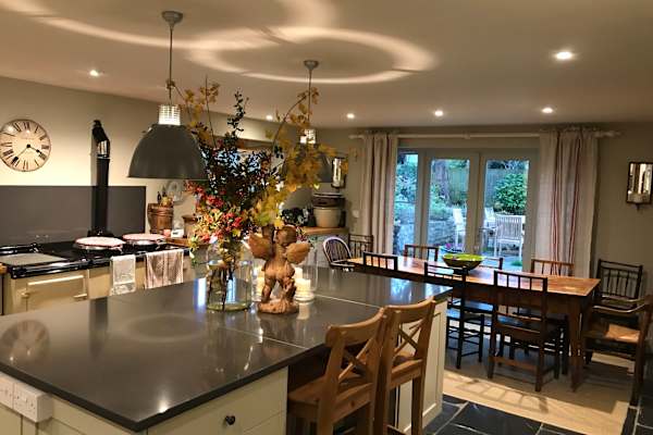 House sit in Sherborne, United Kingdom