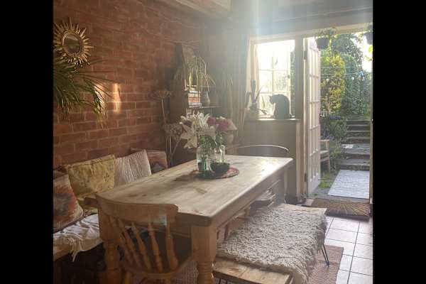 House sit in Ticehurst, United Kingdom