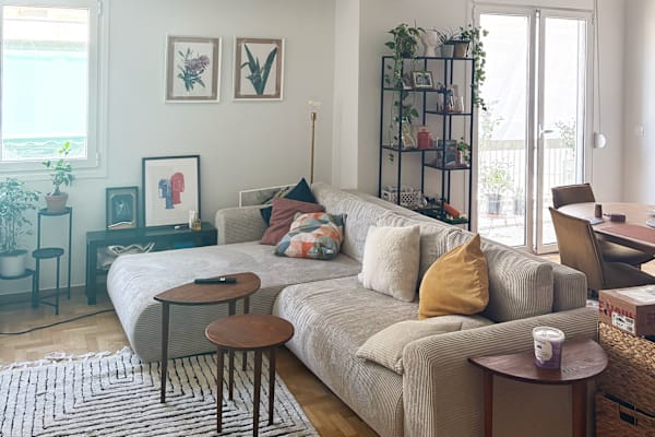 House sit in Athens, Greece