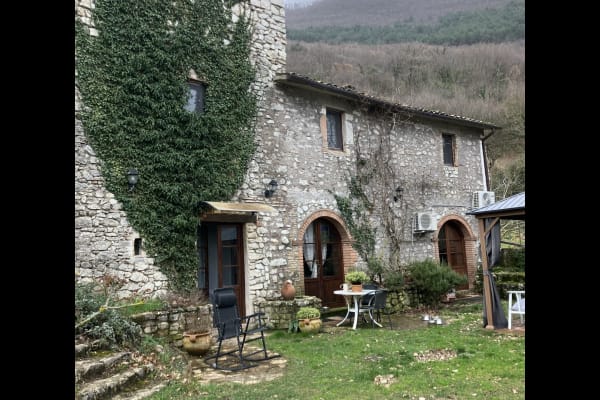 House sit in Arrone, Italy