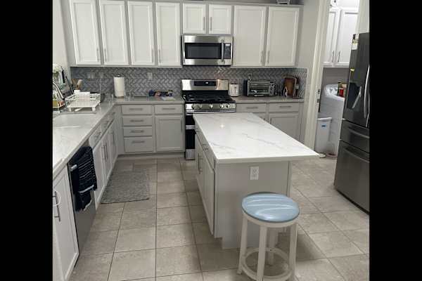 House sit in Hemet, CA, US