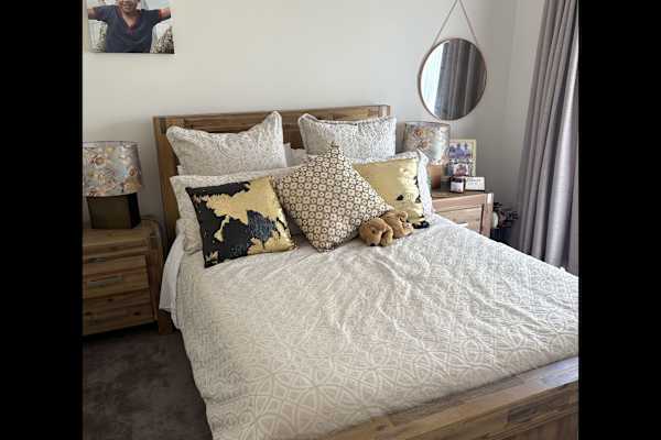 House sit in Melbourne, VIC, Australia