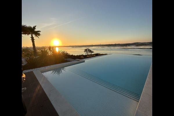 House sit in Ferragudo, Portugal