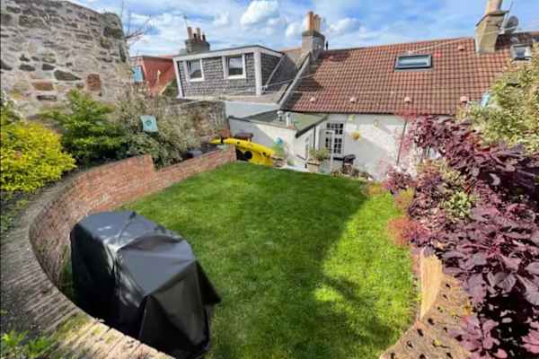 House sit in Edinburgh, United Kingdom