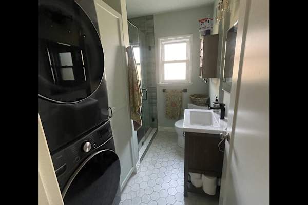 House sit in Los Angeles, CA, US