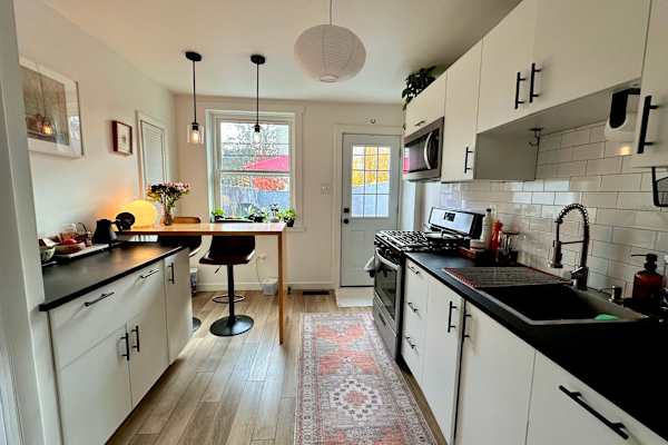 House sit in Philadelphia, PA, US