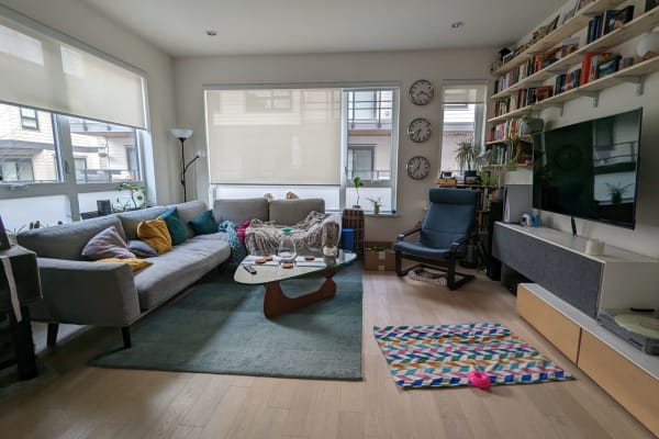 House sit in Coquitlam, BC, Canada