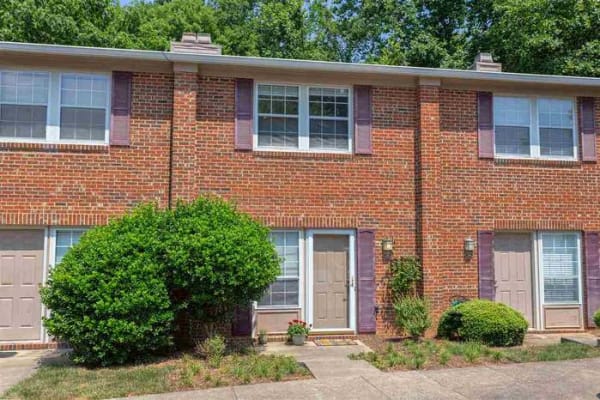 House sit in Carrboro, NC, US