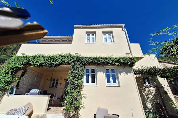 House sit in Corfu, Greece