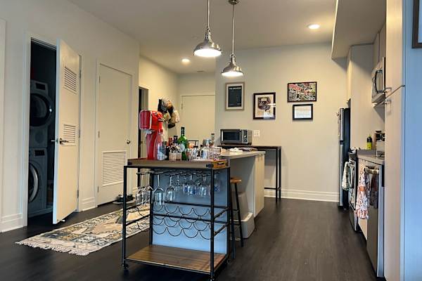 House sit in Washington, D.C., Washington, D.C., US