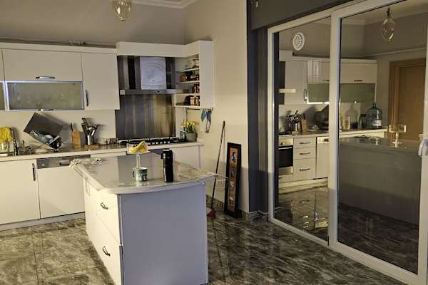 House sit in İstanbul, Turkey