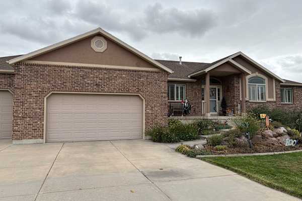 House sit in Ogden, UT, US