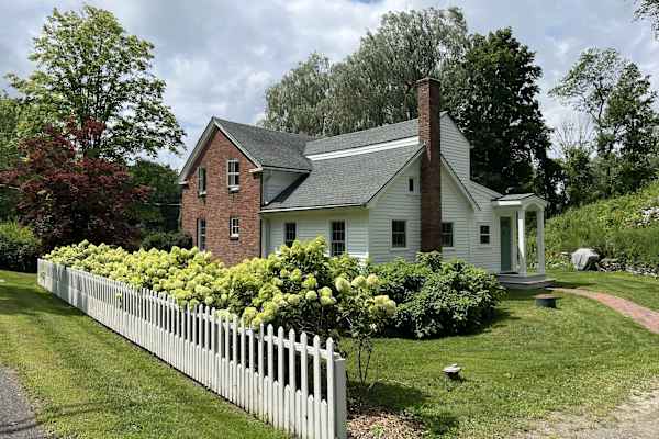 House sit in Copake, NY, US