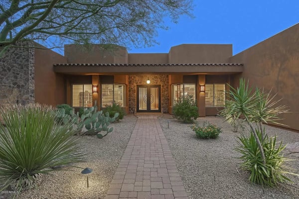 House sit in Cave Creek, AZ, US