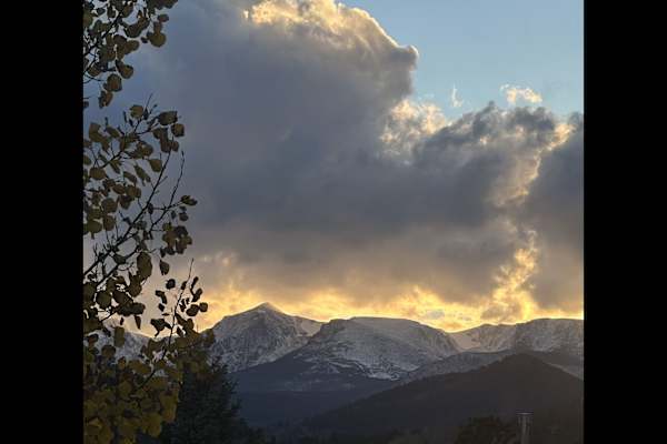 House sit in Estes Park, CO, US