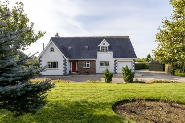 House sit in Loch Garman, Ireland