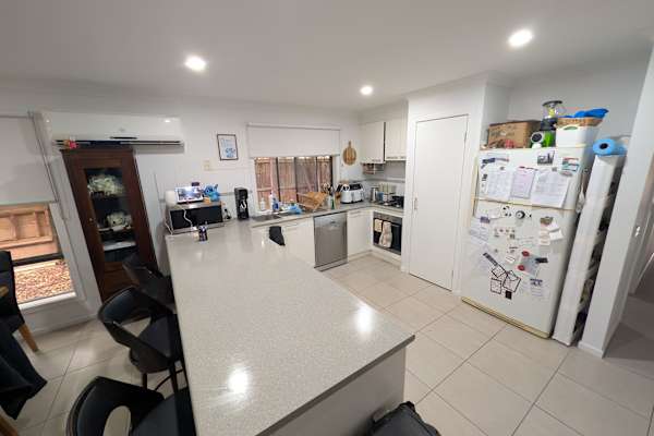 House sit in Melbourne, VIC, Australia