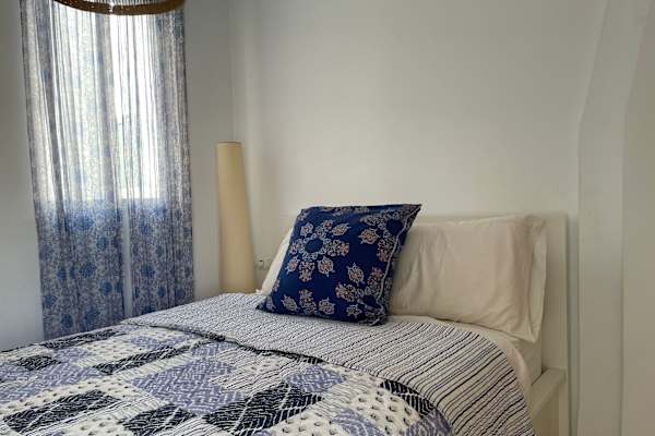 House sit in Valencia, Spain