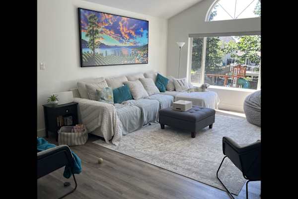 House sit in Penticton, BC, Canada