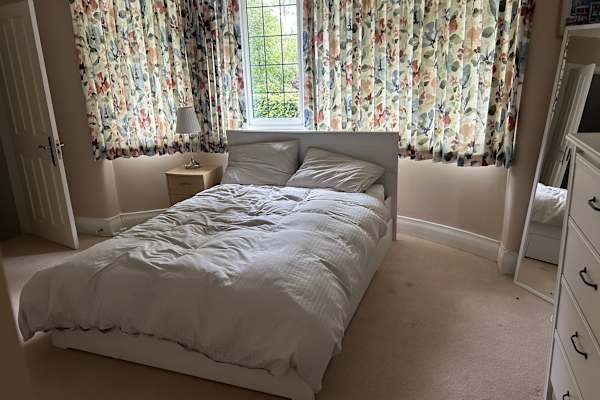 House sit in Cheadle, United Kingdom