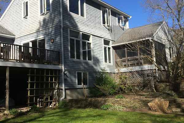 House sit in Marstons Mills, MA, US