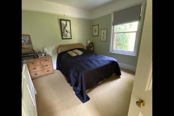 House sit in Poole, United Kingdom