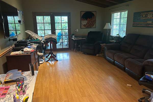 House sit in Anaheim, CA, US