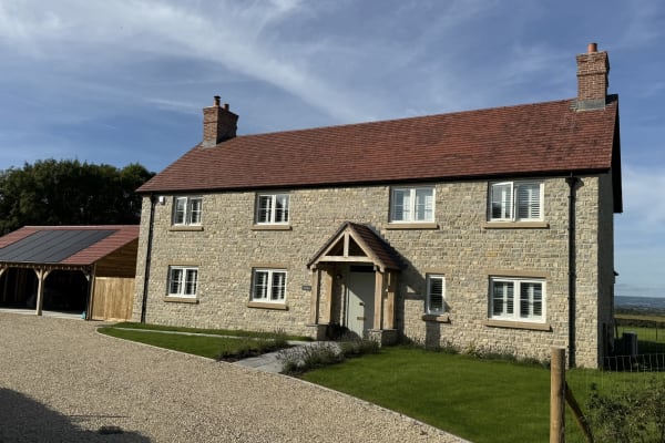 House sit in Glastonbury, United Kingdom