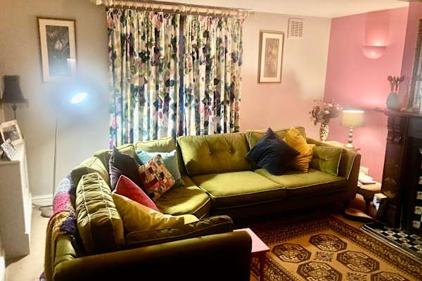 House sit in North Cave, United Kingdom