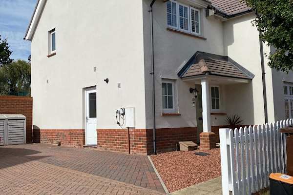 House sit in Ham Street, United Kingdom