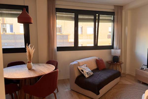 House sit in Madrid, Spain