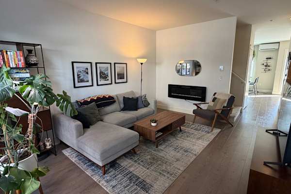 House sit in View Royal, BC, Canada