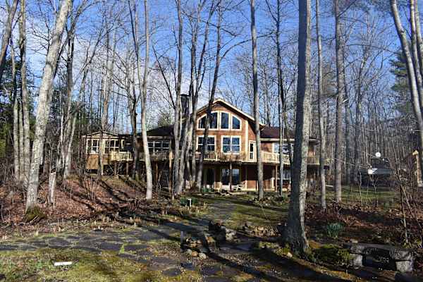 House sit in Acton, ME, US