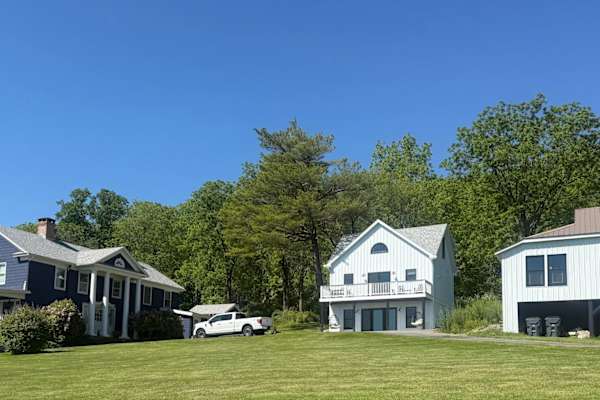 House sit in Dundee, NY, US