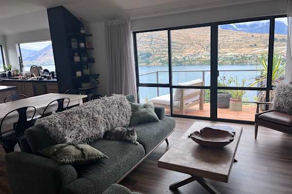 House sit in Queenstown, New Zealand