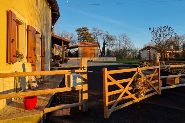 House sit in Busserolles, France