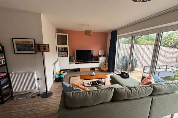 House sit in Shipley, United Kingdom