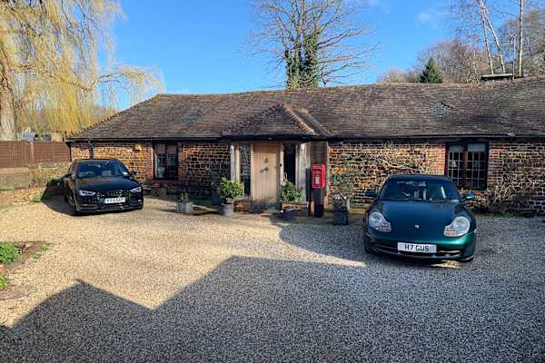 House sit in Pulborough, United Kingdom