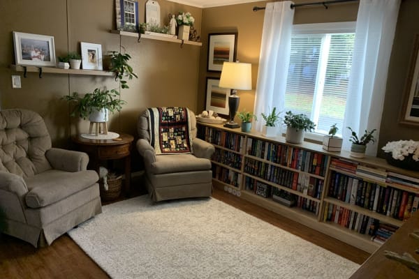 House sit in Nanaimo, BC, Canada