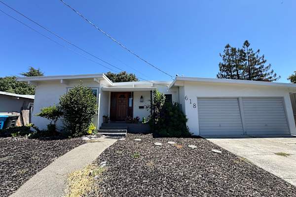 House sit in Santa Rosa, CA, US