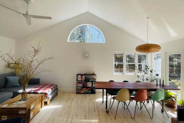 House sit in East Hampton, NY, US