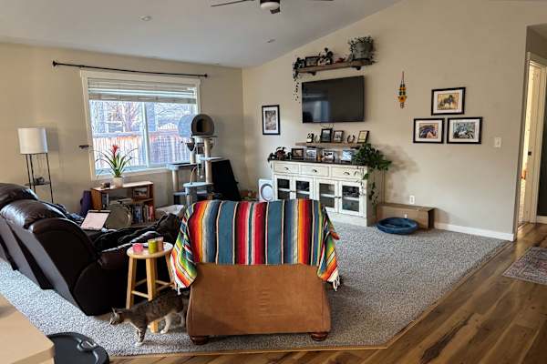 House sit in Bozeman, MT, US