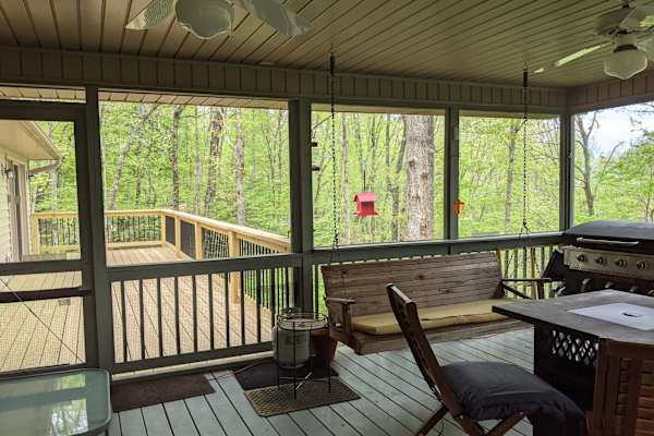 House sit in Brevard, NC, US