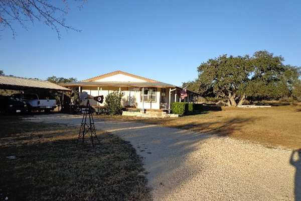 House sit in New Braunfels, TX, US