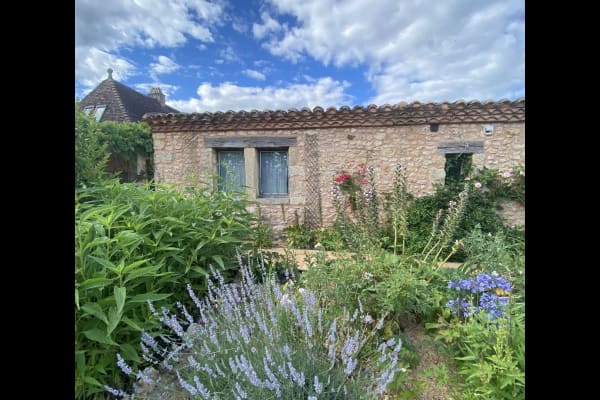 House sit in Les Eyzies-de-Tayac-Sireuil, France