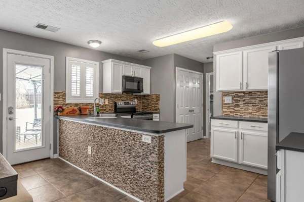 House sit in Lexington-Fayette, KY, US