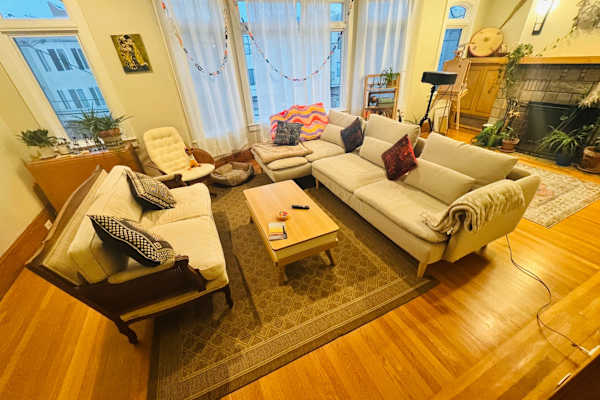 House sit in San Francisco, CA, US